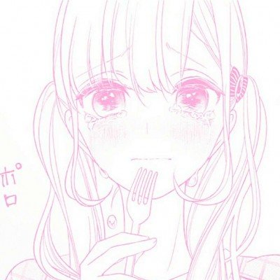 女子亲宝宝脚丫嘴唇肿成香肠